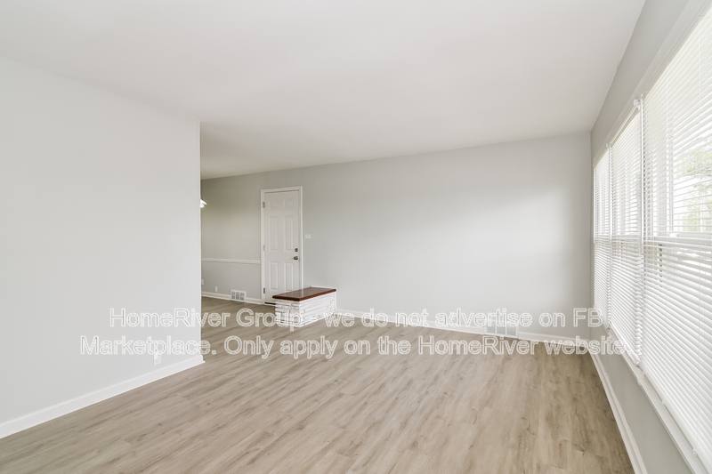House for rent at 7104 Longview Rd, Kansas City, MO 64134
