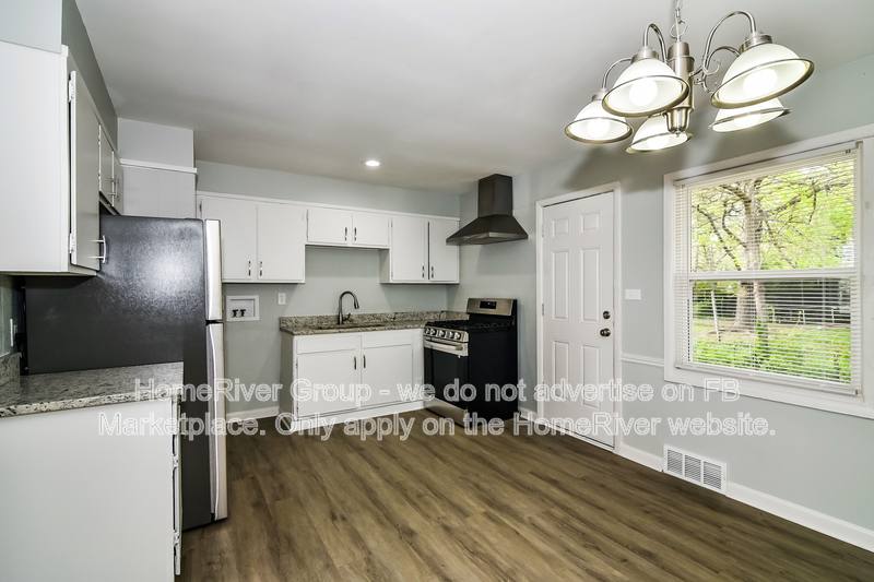 House for rent at 7104 Longview Rd, Kansas City, MO 64134