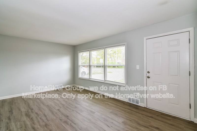 House for rent at 7104 Longview Rd, Kansas City, MO 64134