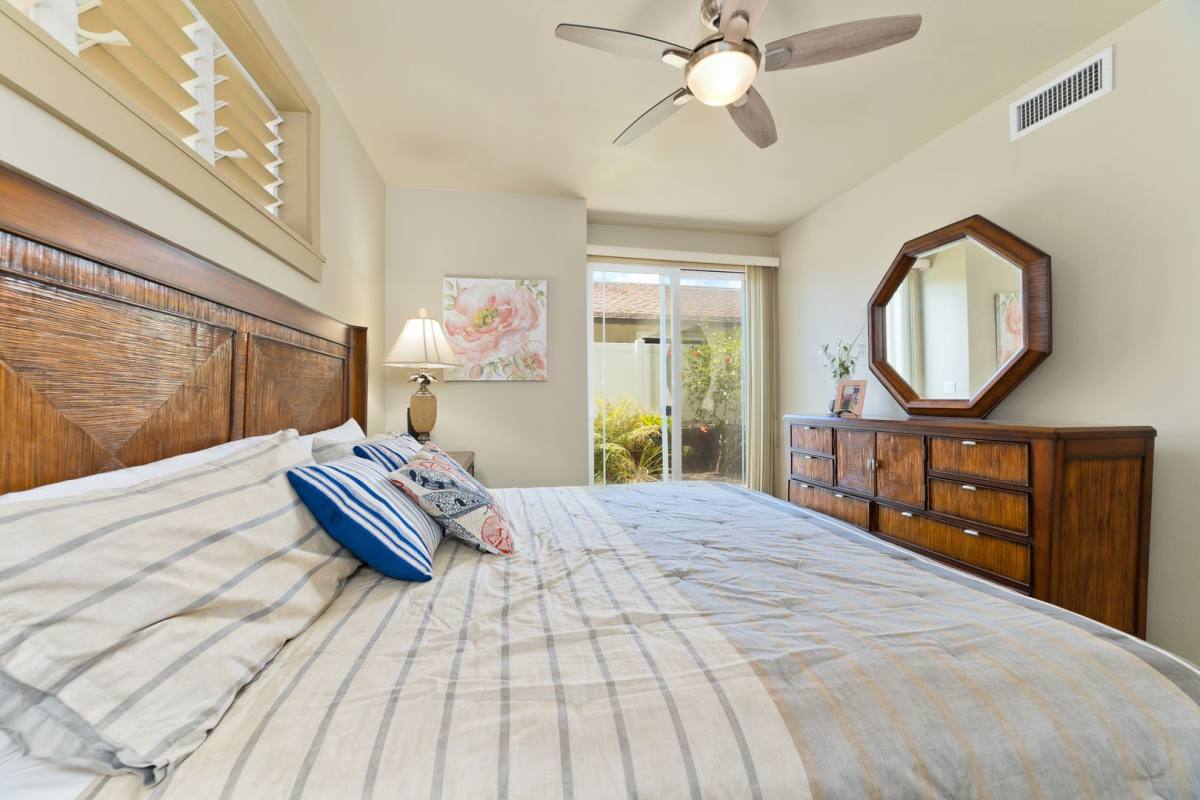 House for rent at 75-6025 Alii Dr, Kailua Kona, HI 96740