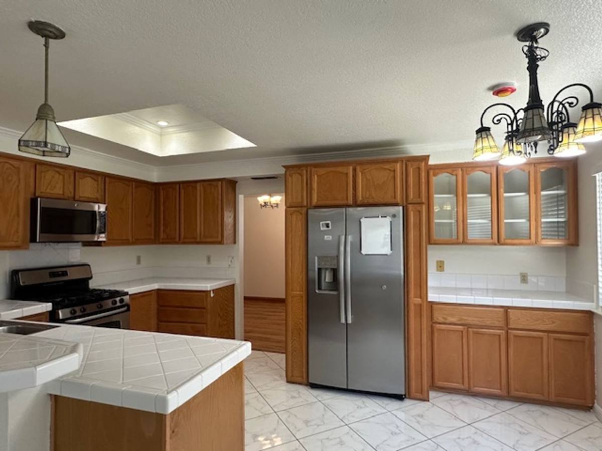 House for rent at 33 Orange St, Woodland, CA 95695