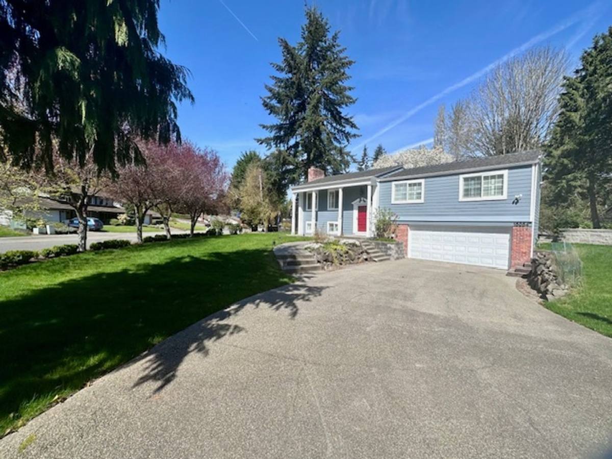 House for rent at 15054 SE Fairwood Blvd, Renton, WA 98058