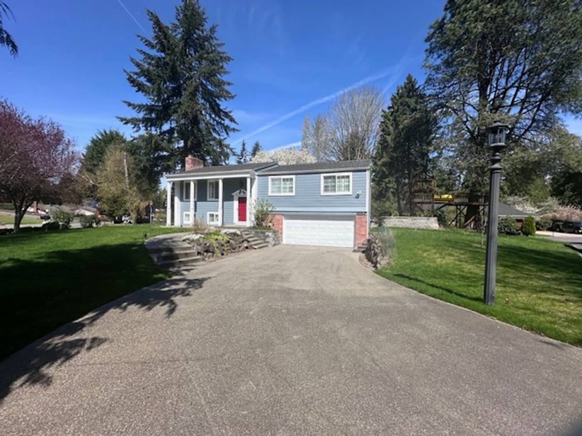 House for rent at 15054 SE Fairwood Blvd, Renton, WA 98058
