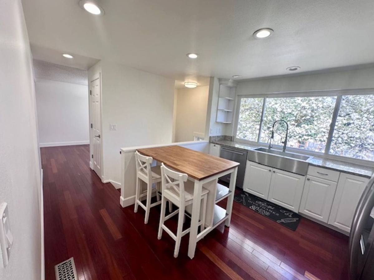 House for rent at 15054 SE Fairwood Blvd, Renton, WA 98058