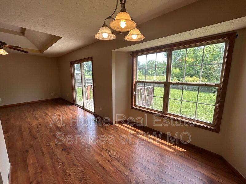 House for rent at 125 Deer Run, Willard, MO 65781