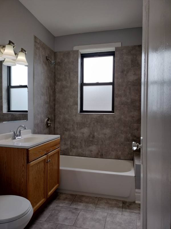 Apartment for rent at 1741 W 80th St #3, Chicago, IL 60620
