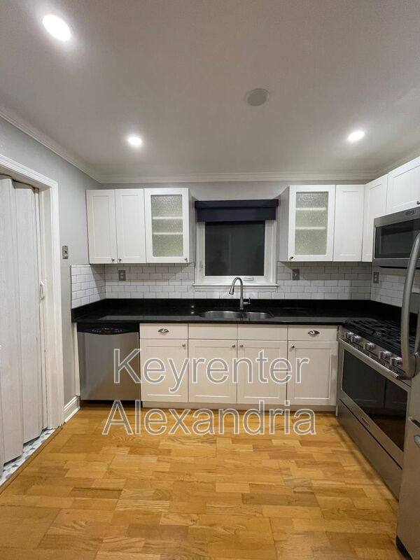 Townhouse for rent at 133 Mount Vernon Ave, Alexandria, VA 22301