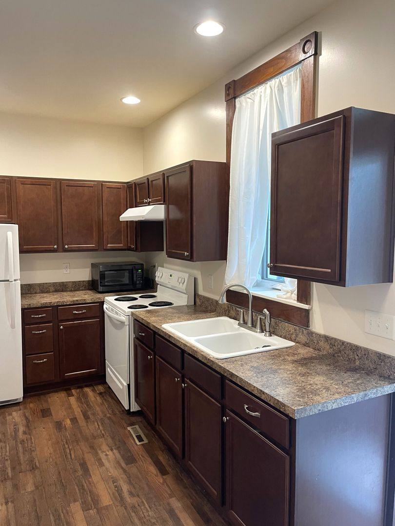 House for rent at 577 Lincoln Way E, Chambersburg, PA 17201