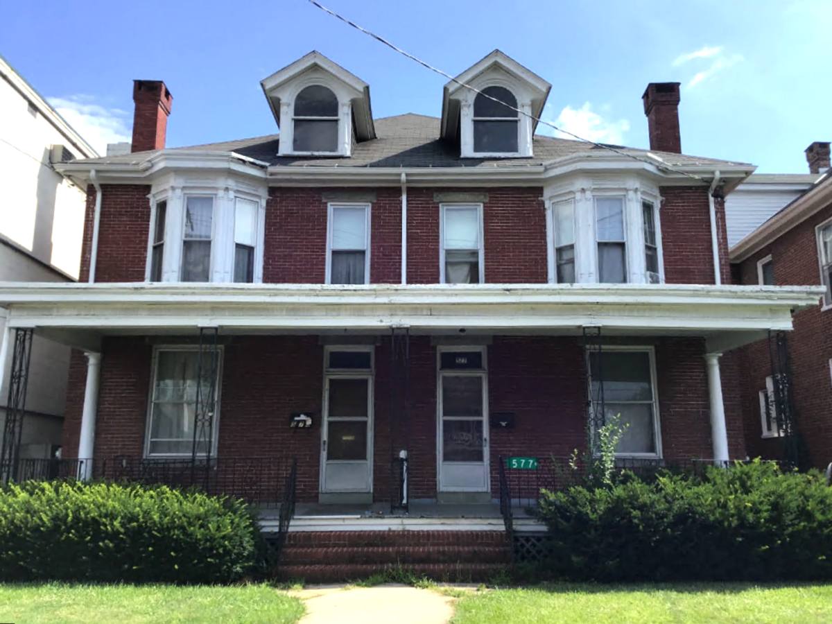 House for rent at 577 Lincoln Way E, Chambersburg, PA 17201