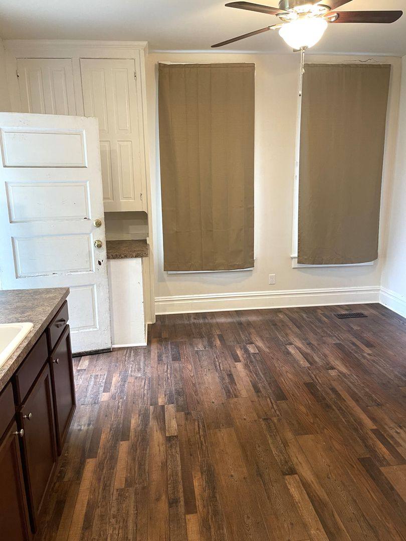 House for rent at 577 Lincoln Way E, Chambersburg, PA 17201