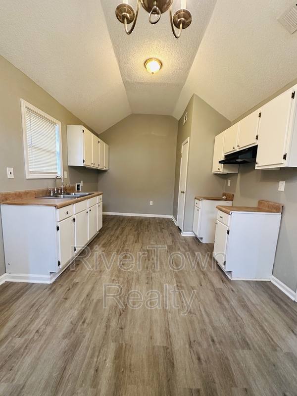 House for rent at 715 Ayers St, Memphis, TN 38107