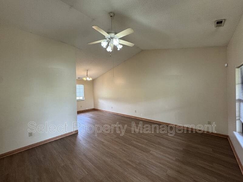 House for rent at 8422 Lionsgate Run, Fort Wayne, IN 46835