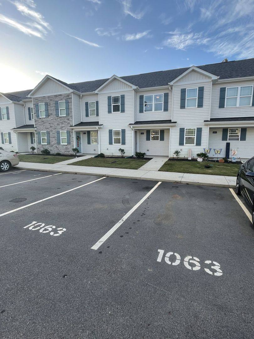 Townhouse for rent at 1063 Peony Lane, Youngsville, NC 27596
