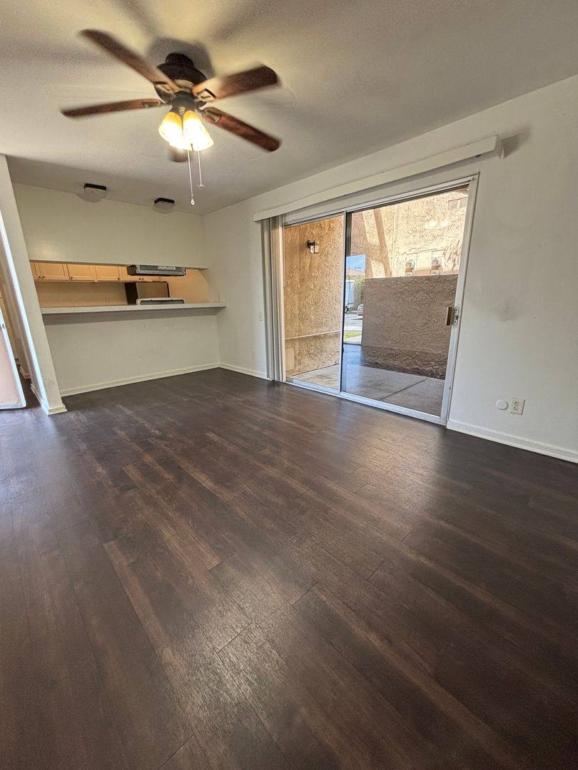 Apartment for rent at 393 Hamilton St, Costa Mesa, CA 92627