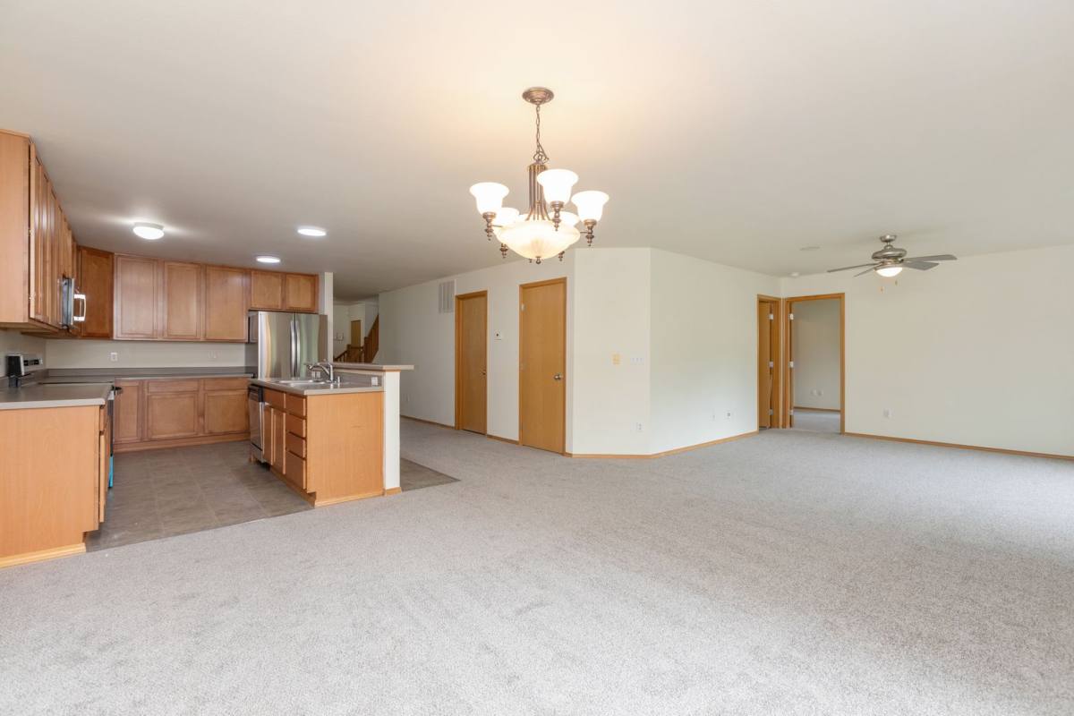 House for rent at 19104 13th Ave SE, Bothell, WA 98012