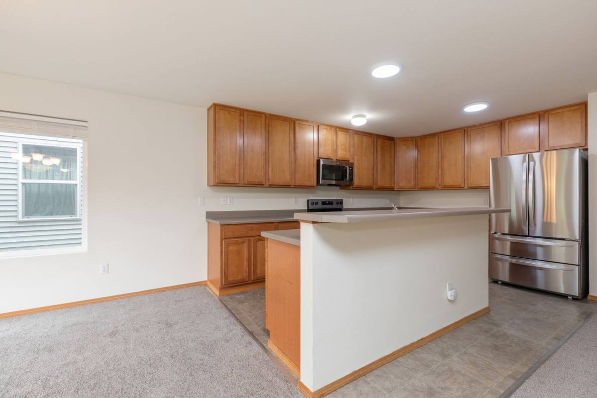 House for rent at 19104 13th Ave SE, Bothell, WA 98012