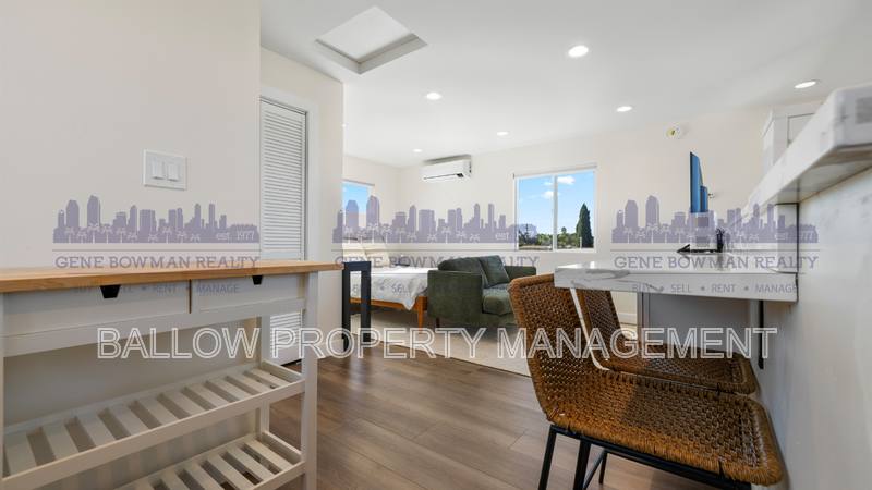 House for rent at 5122 Constitution Rd, San Diego, CA 92117