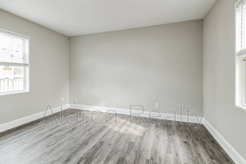 House for rent at 1219 Skyview Rd, Charlotte, NC 28208