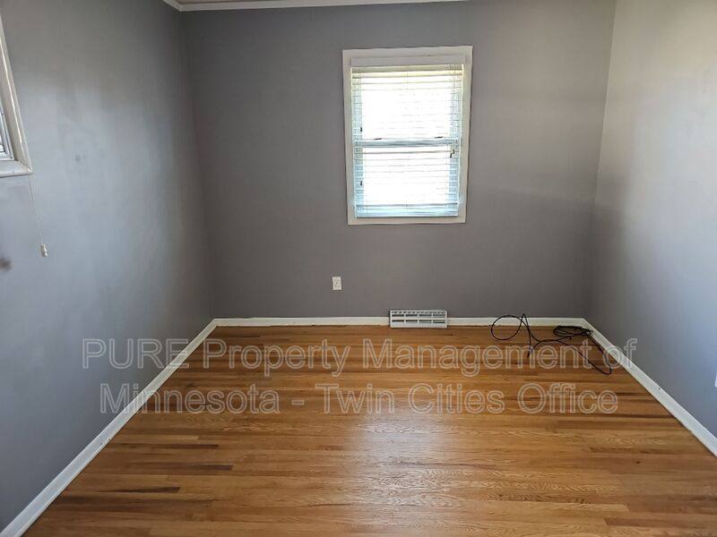 House for rent at 1617 Flag Ave N, Minneapolis, MN 55427