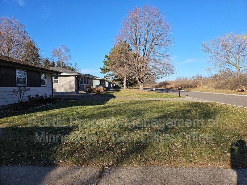 House for rent at 1617 Flag Ave N, Minneapolis, MN 55427