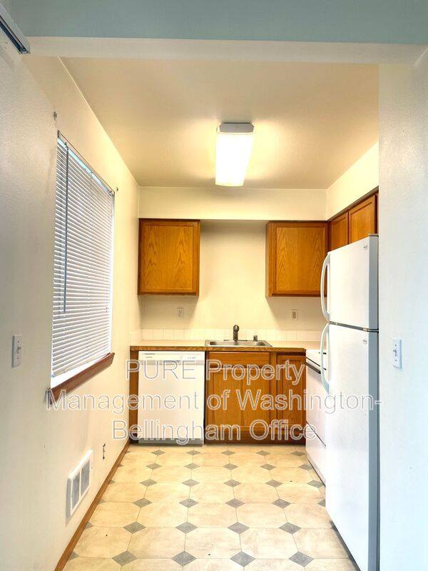 House for rent at 3150 W Maplewood Ave #102, Bellingham, WA 98225