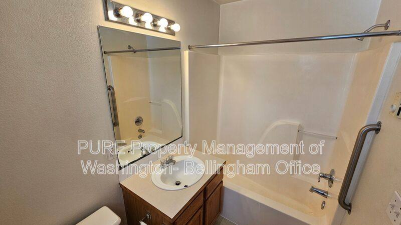 House for rent at 3150 W Maplewood Ave #102, Bellingham, WA 98225