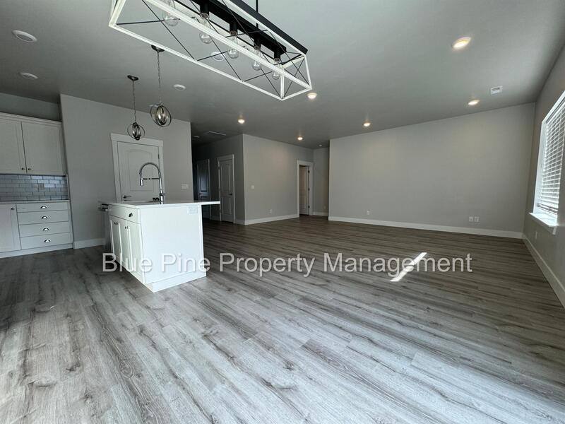 House for rent at 2824 E Brooklyn St, Idaho Falls, ID 83401