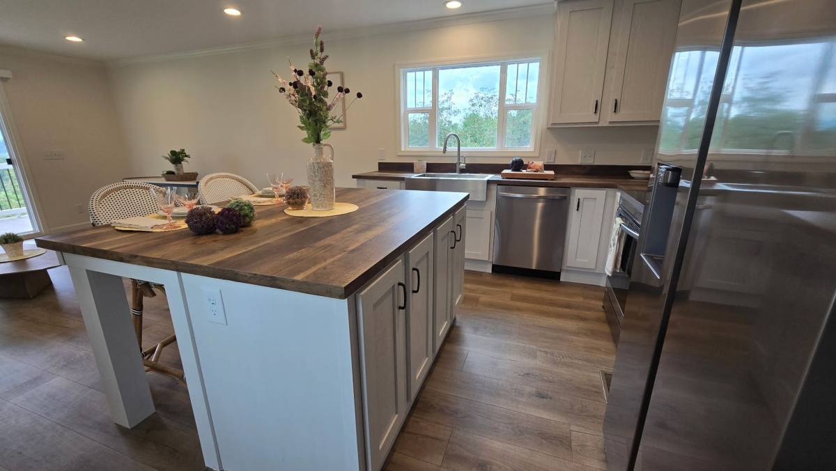 House for rent at 557 Monteith Branch Rd, Sylva, NC 28779