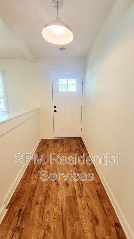 House for rent at 229 Oakcrest Dr, Wilmington, NC 28403