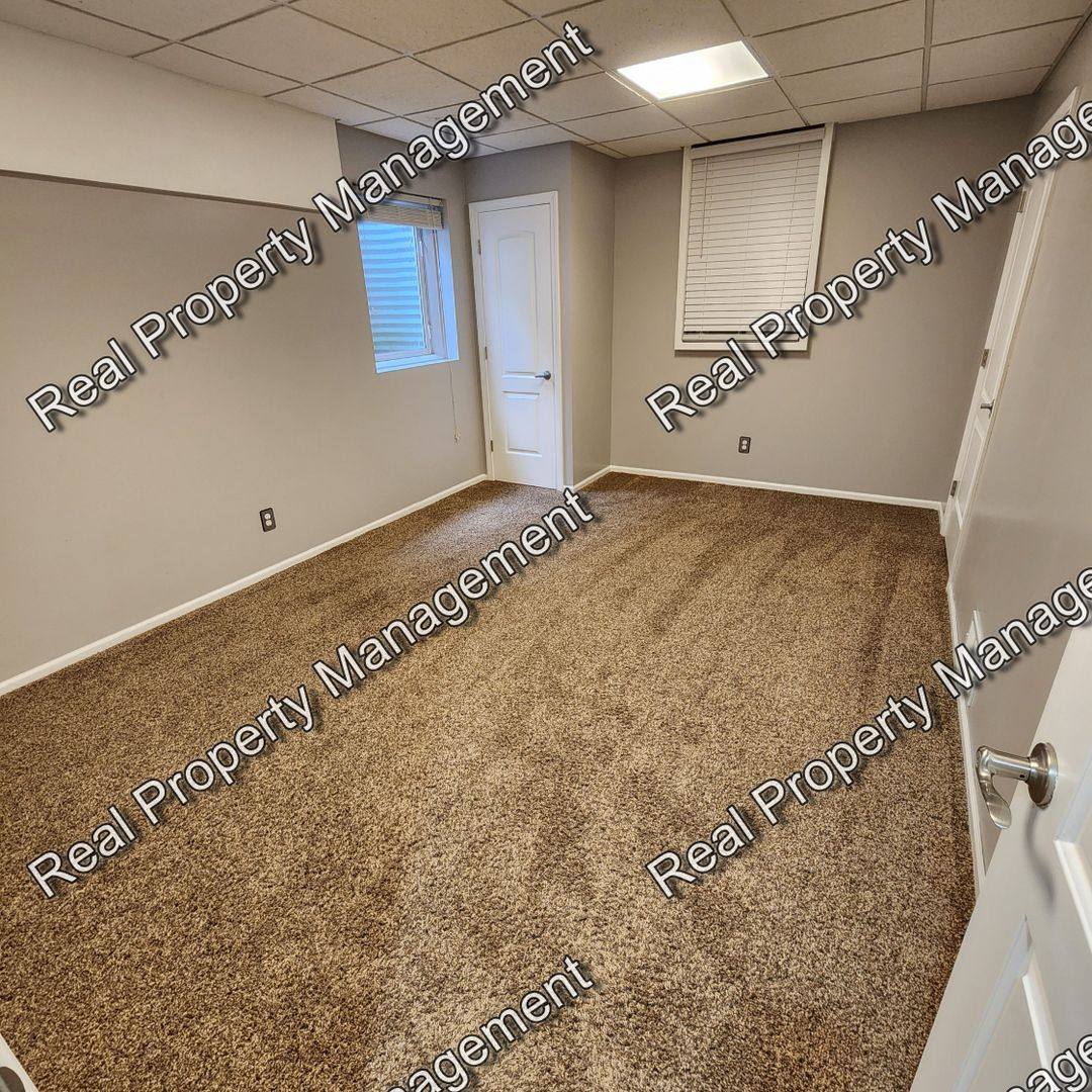 House for rent at 9405 W 142nd Place, Cedar Lake, IN 46303