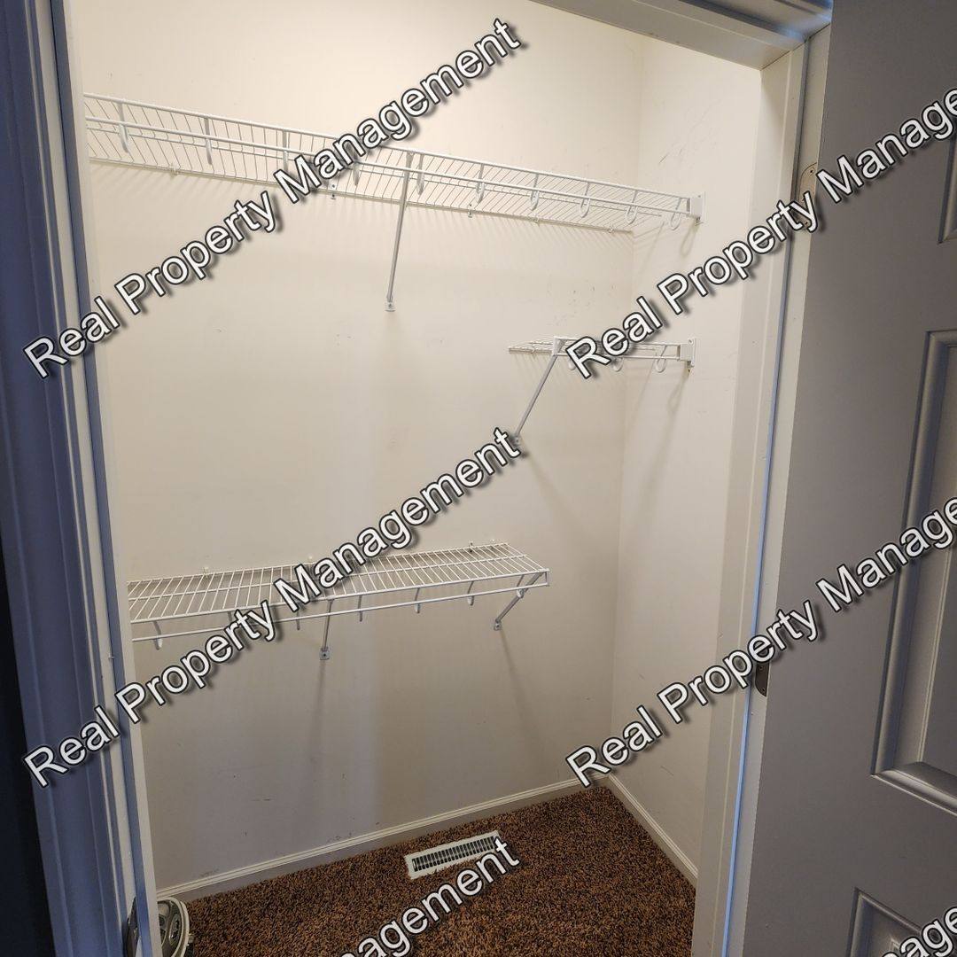 House for rent at 9405 W 142nd Place, Cedar Lake, IN 46303