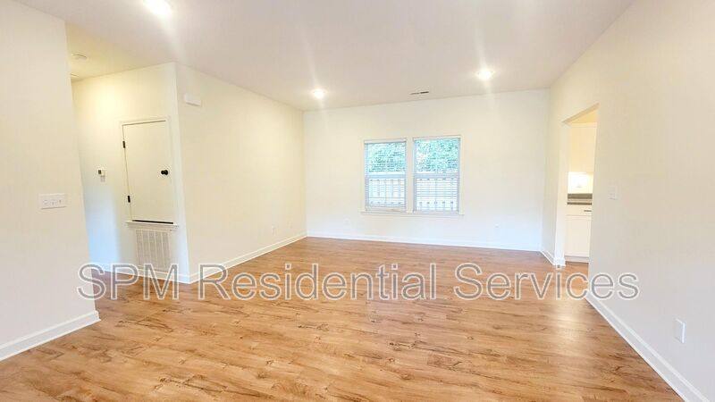 House for rent at 5047 Wrightsville Ave, Wilmington, NC 28403