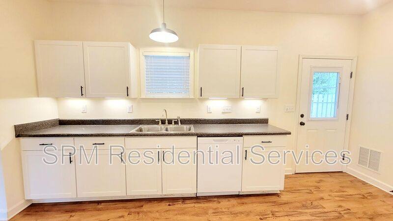 House for rent at 5047 Wrightsville Ave, Wilmington, NC 28403