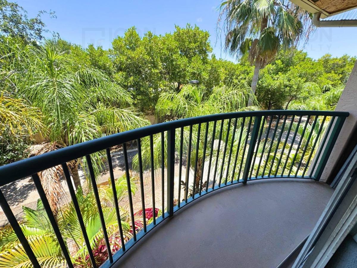 Apartment for rent at 2039 SE 10th Ave, Fort Lauderdale, FL 33316