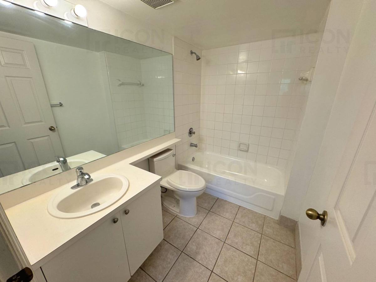 Apartment for rent at 2039 SE 10th Ave, Fort Lauderdale, FL 33316