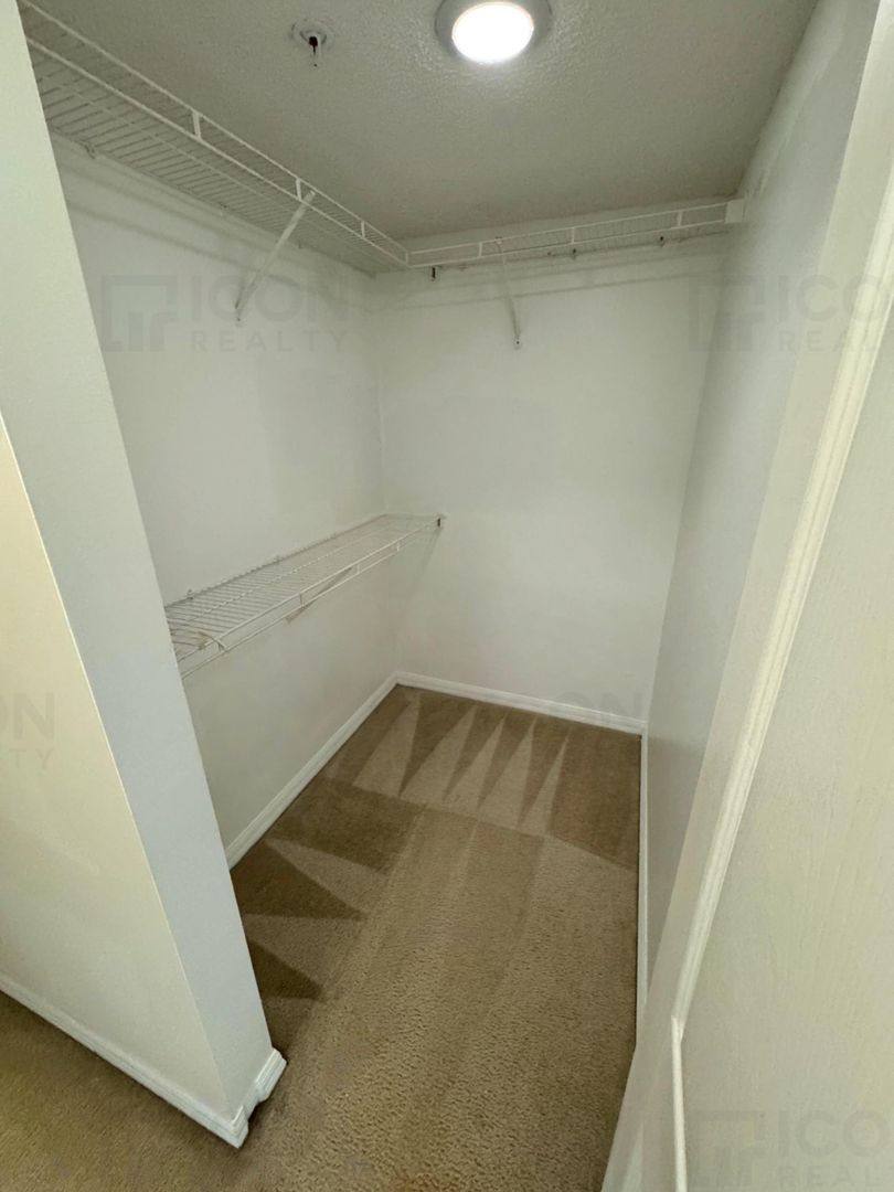 Apartment for rent at 2039 SE 10th Ave, Fort Lauderdale, FL 33316