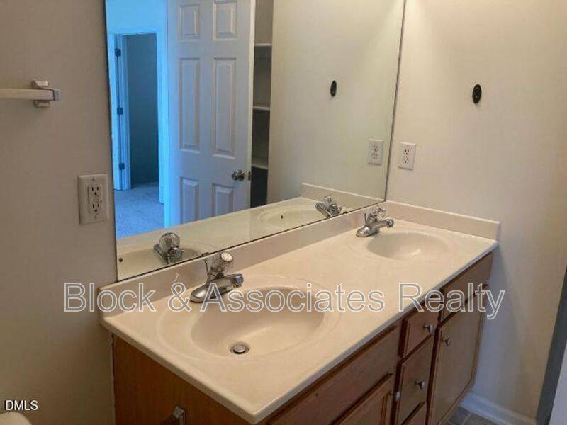 House for rent at 8346 Glenwood Springs Court, Raleigh, NC 27616