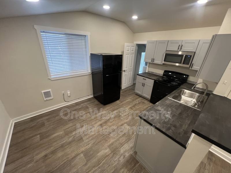 Apartment for rent at 1412 7th Ave 1-5 #5, Greeley, CO 80631