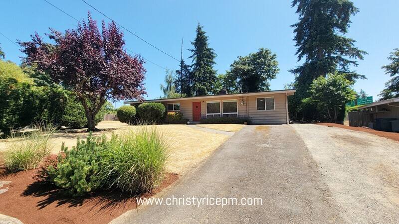 12051 SE 42nd St, Bellevue, WA 98006