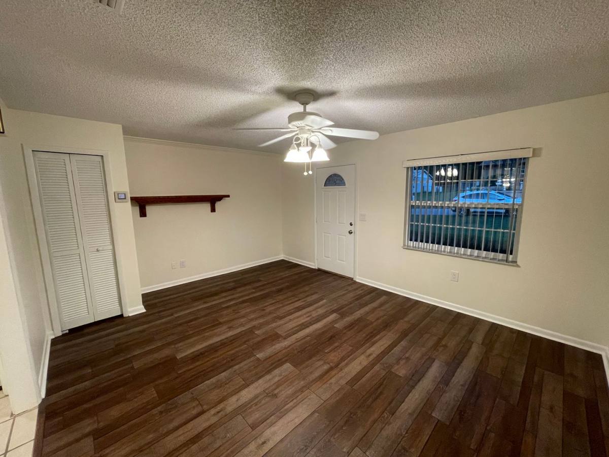 House for rent at 606 Second Ave, Lady Lake, FL 32159