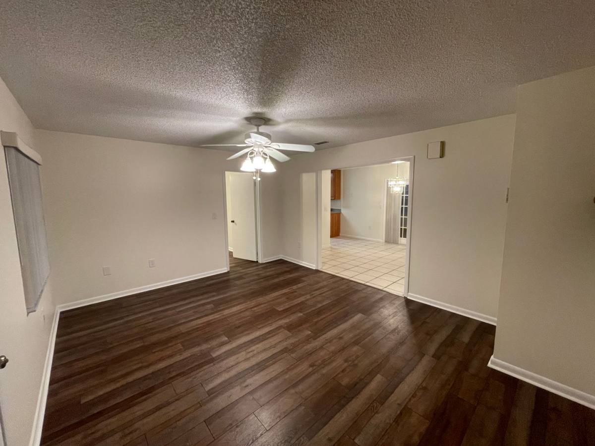House for rent at 606 Second Ave, Lady Lake, FL 32159