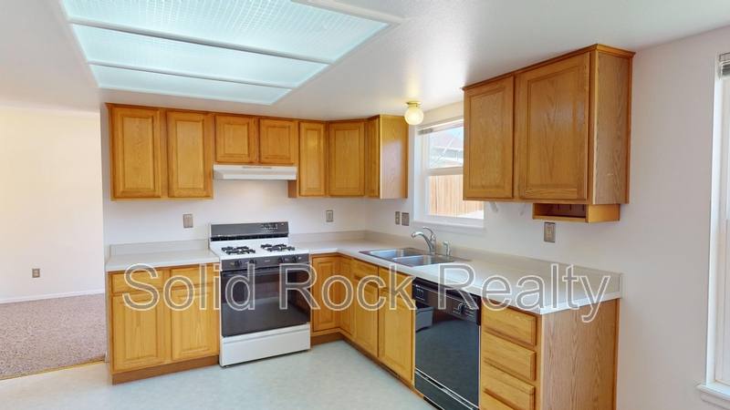 House for rent at 2635 Leoti Dr, Colorado Springs, CO 80922