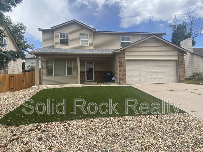 House for rent at 2635 Leoti Dr, Colorado Springs, CO 80922