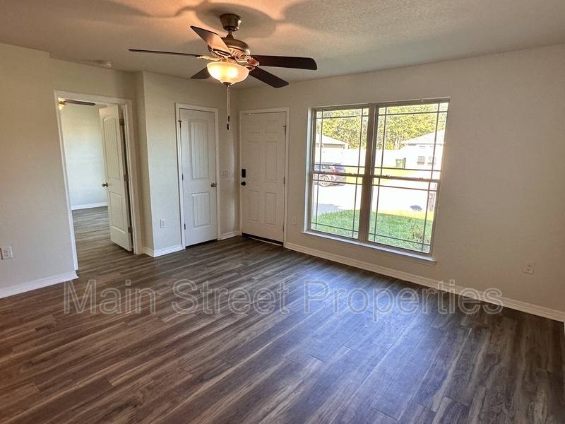 Townhouse for rent at 10493 River Birch Dr, Pensacola, FL 32534