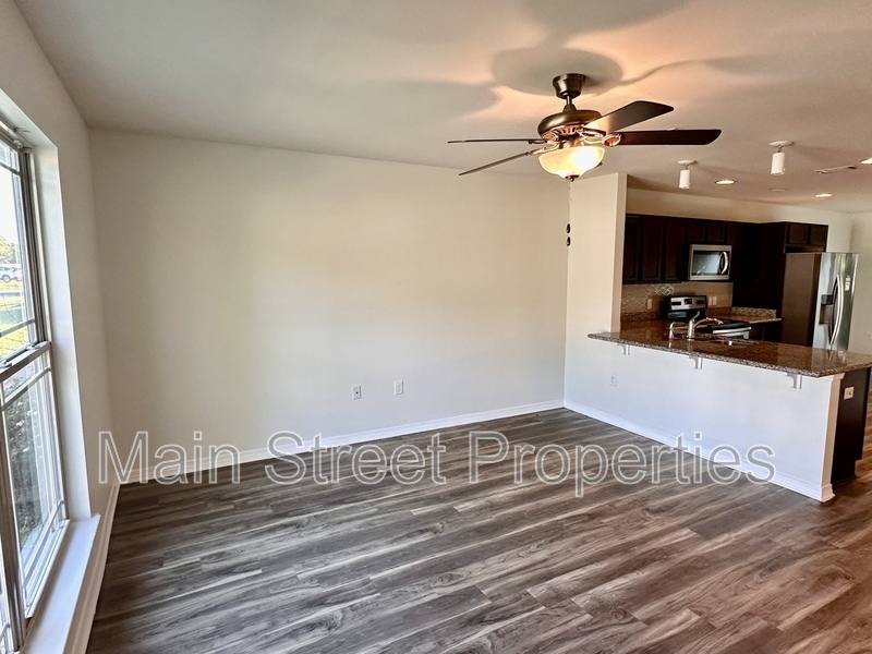 Townhouse for rent at 10493 River Birch Dr, Pensacola, FL 32534