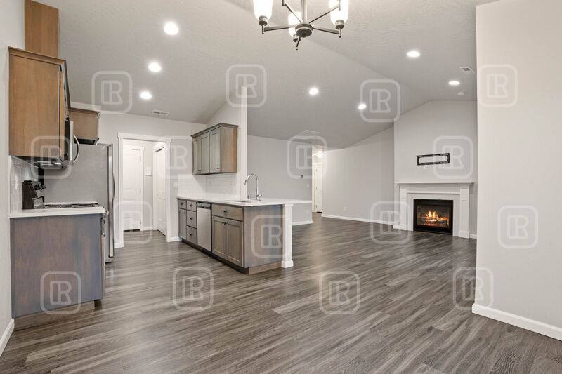 Apartment for rent at 17020 E Knox Lane, Greenacres, WA 99016