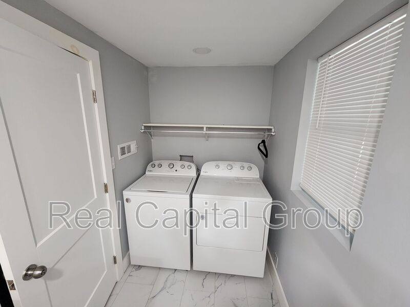 Apartment for rent at 1527 - 1529 Foster Ave, Schenectady, NY 12308