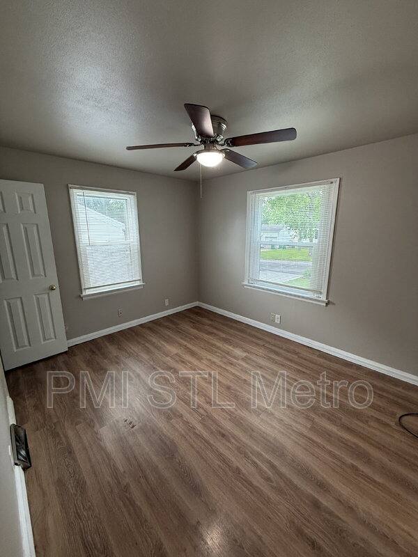 House for rent at 1230 Roxton Dr, Saint Louis, MO 63137