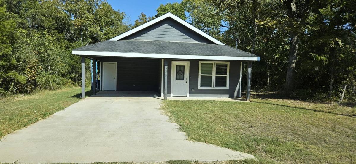 House for rent at 7348 Shawnee Circle, Mabank, TX 75156