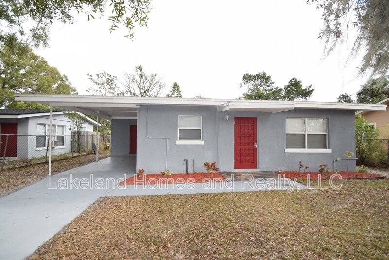 House for rent at 730 26th St NW, Winter Haven, FL 33881